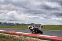 cadwell-no-limits-trackday;cadwell-park;cadwell-park-photographs;cadwell-trackday-photographs;enduro-digital-images;event-digital-images;eventdigitalimages;navarra;no-limits-trackdays;peter-wileman-photography;racing-digital-images;trackday-digital-images;trackday-photos
